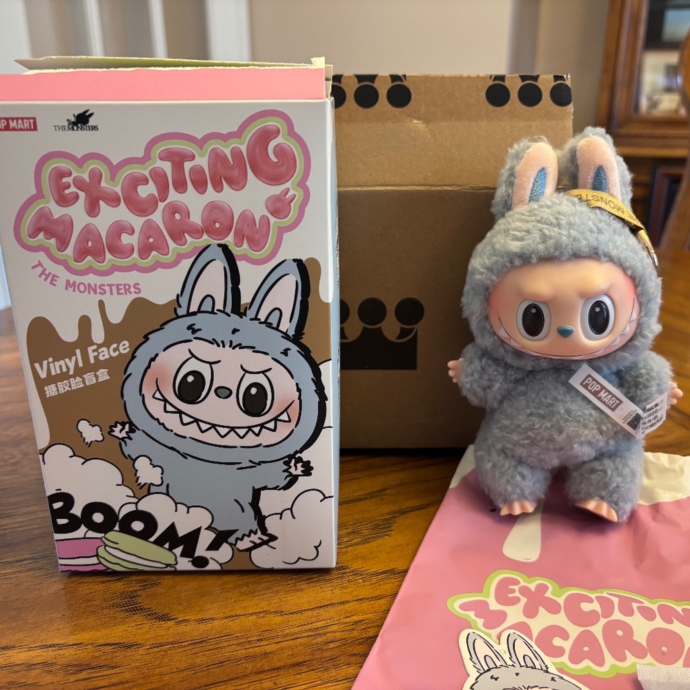 POP MART LABUBU - EXCITING MACARON (sea salt coconut)
